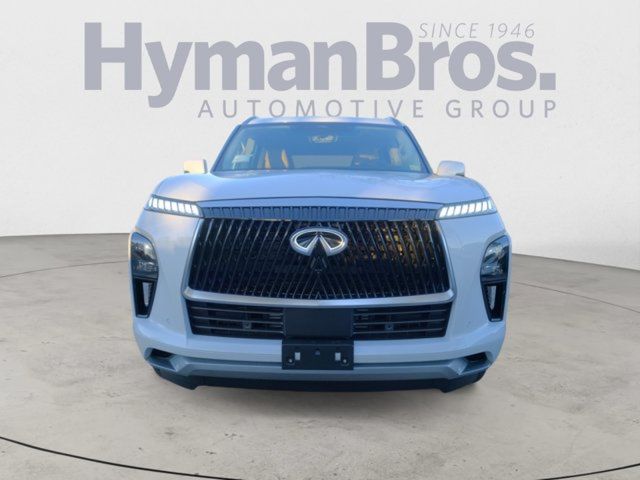 2025 INFINITI QX80 Luxe