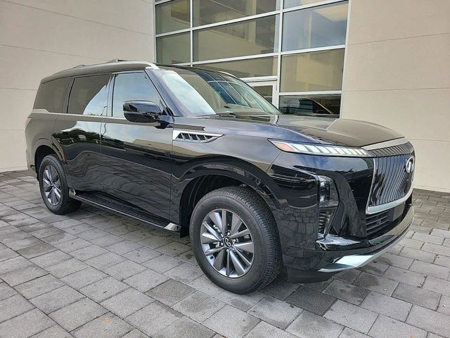 2025 INFINITI QX80 PURE