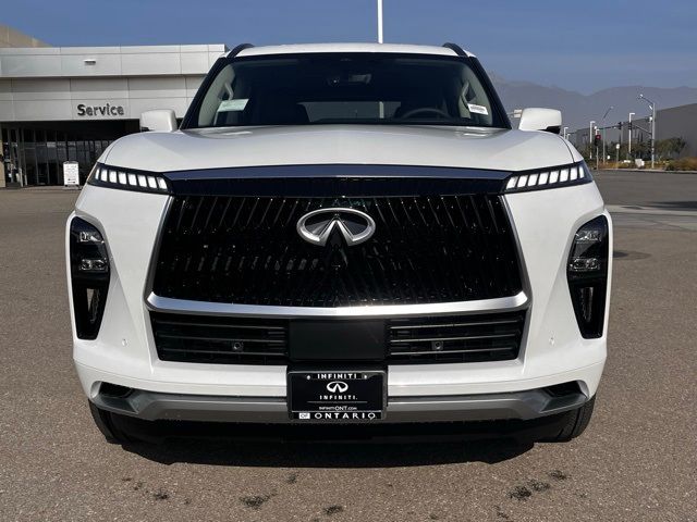 2025 INFINITI QX80 PURE