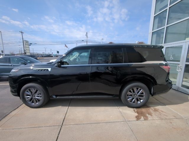2025 INFINITI QX80 PURE