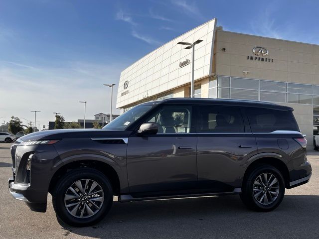 2025 INFINITI QX80 PURE