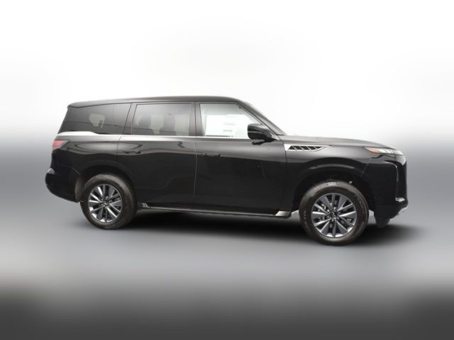 2025 INFINITI QX80 PURE