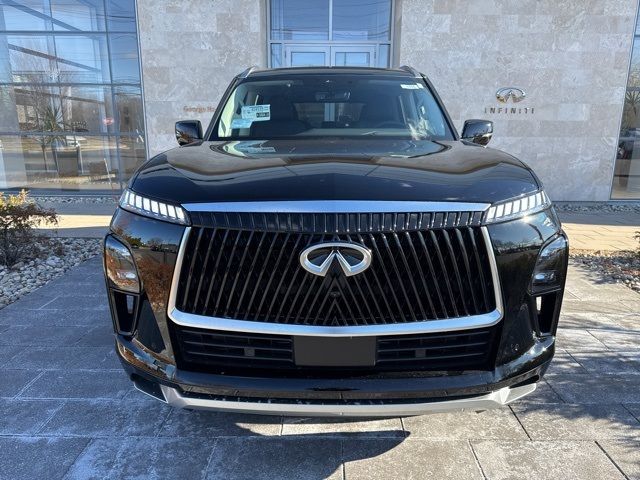 2025 INFINITI QX80 PURE