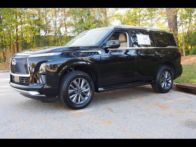 2025 INFINITI QX80 PURE