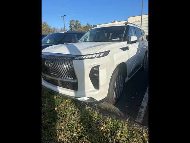 2025 INFINITI QX80 PURE