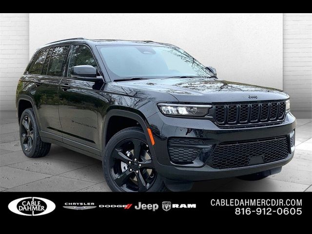 2025 Jeep Grand Cherokee Altitude