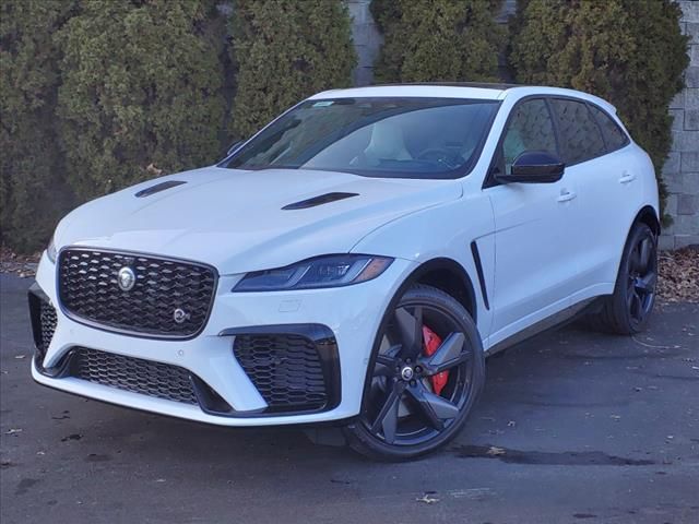 2025 Jaguar F-PACE SVR 575 Edition