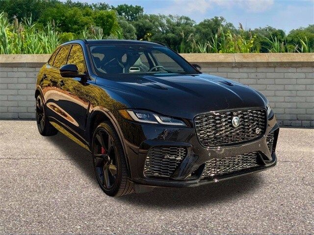 2025 Jaguar F-PACE SVR 575 Edition