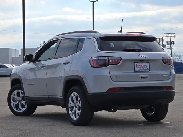 2025 Jeep Compass Latitude