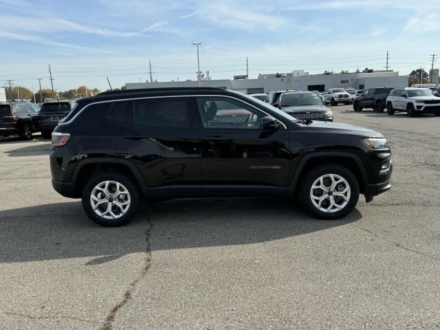 2025 Jeep Compass Latitude