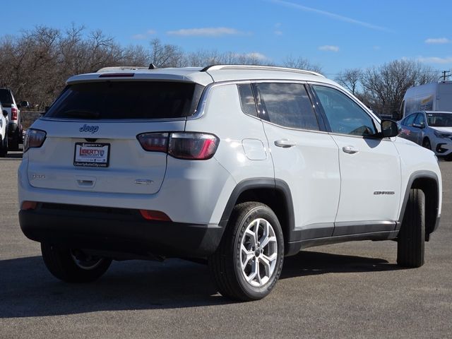 2025 Jeep Compass Latitude