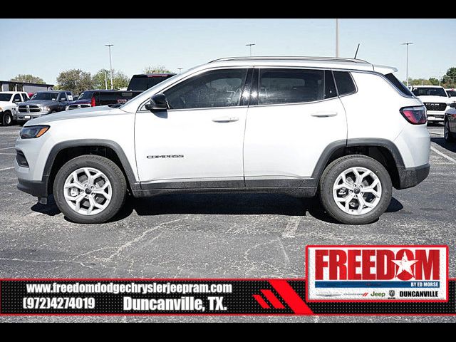 2025 Jeep Compass Latitude