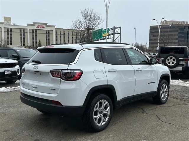 2025 Jeep Compass Latitude