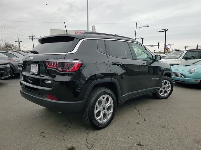 2025 Jeep Compass Latitude