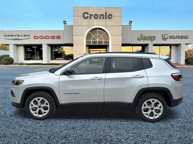 2025 Jeep Compass Latitude