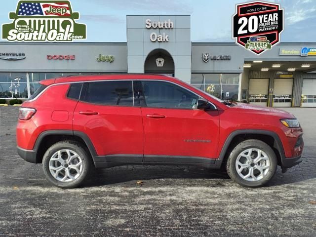 2025 Jeep Compass Latitude