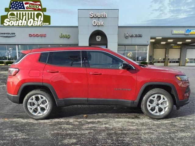 2025 Jeep Compass Latitude