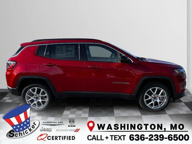 2025 Jeep Compass Latitude