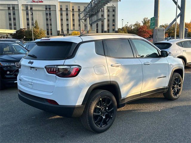 2025 Jeep Compass Latitude