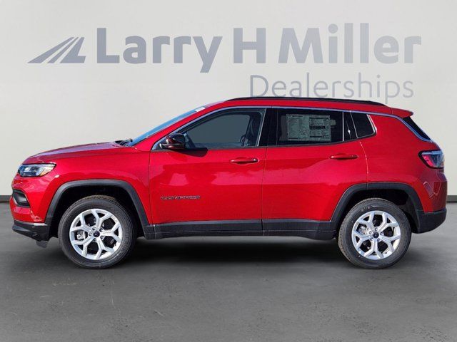 2025 Jeep Compass Latitude