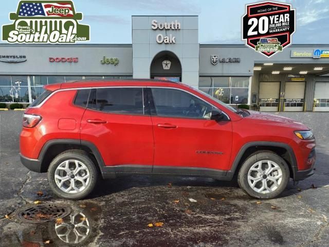 2025 Jeep Compass Latitude