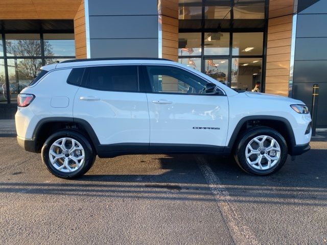 2025 Jeep Compass Latitude