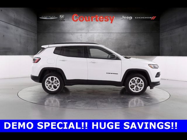 2025 Jeep Compass Latitude