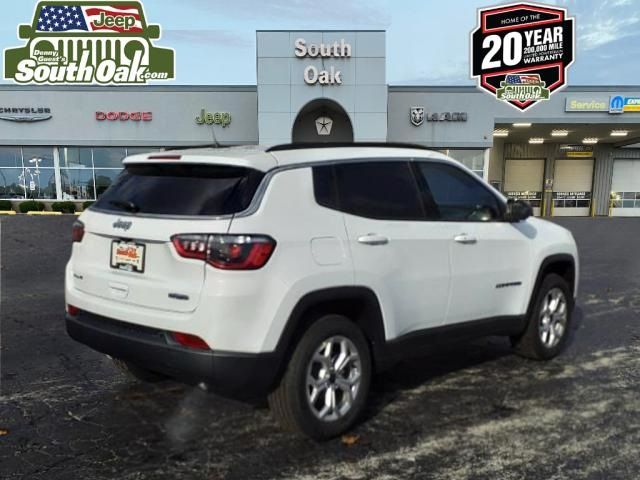 2025 Jeep Compass Latitude