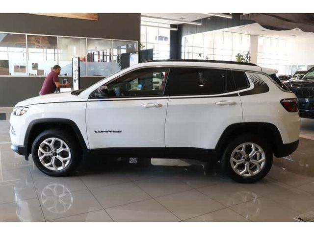 2025 Jeep Compass Latitude