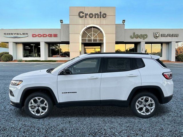 2025 Jeep Compass Latitude