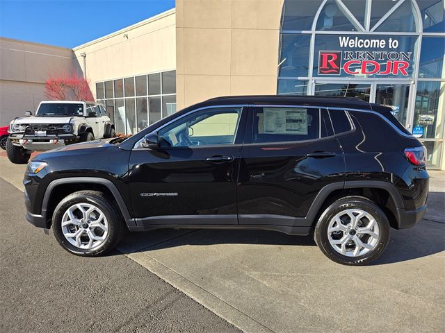 2025 Jeep Compass Latitude