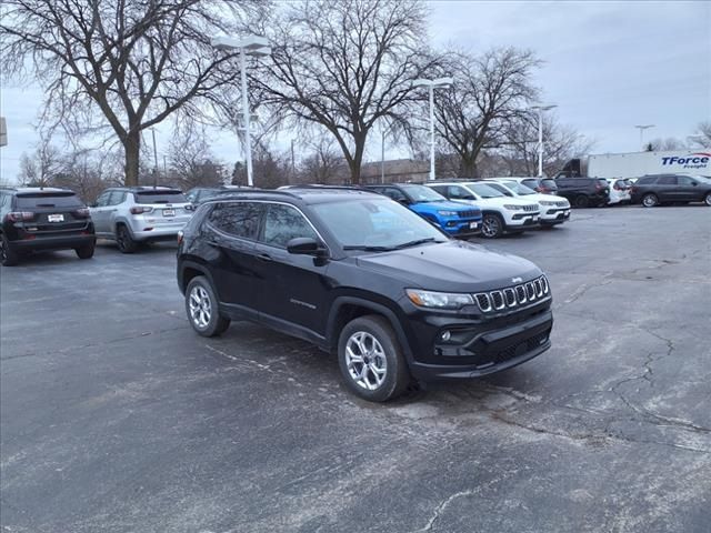 2025 Jeep Compass Latitude