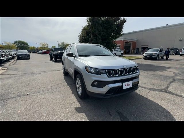 2025 Jeep Compass Latitude