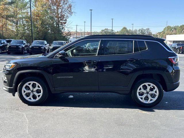 2025 Jeep Compass Latitude