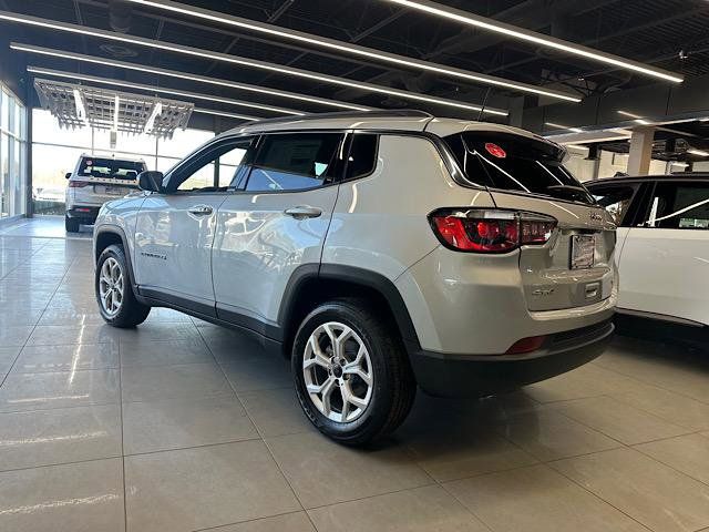 2025 Jeep Compass Latitude