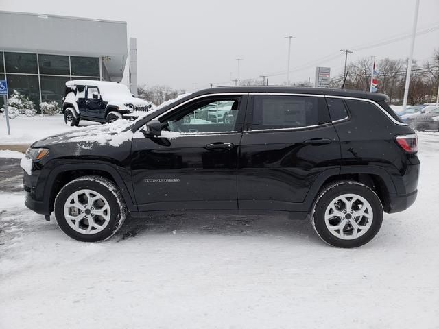 2025 Jeep Compass Sport