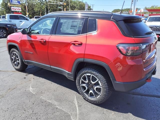 2025 Jeep Compass Trailhawk