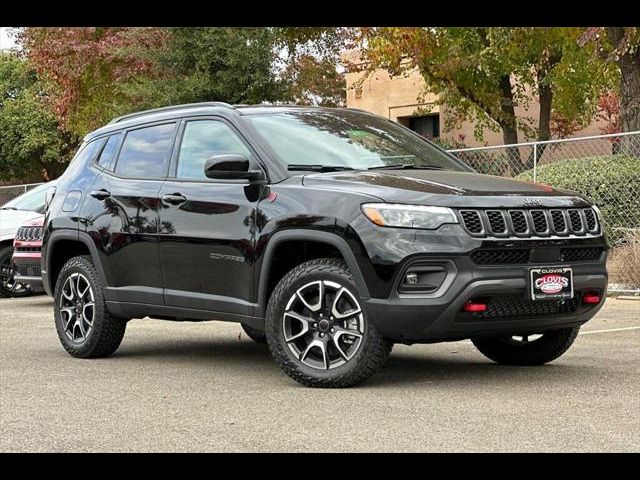 2025 Jeep Compass Trailhawk