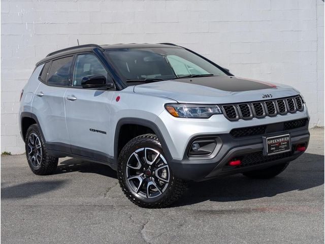 2025 Jeep Compass Trailhawk