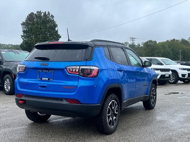 2025 Jeep Compass Trailhawk