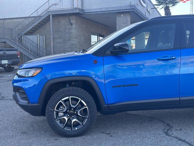 2025 Jeep Compass Trailhawk