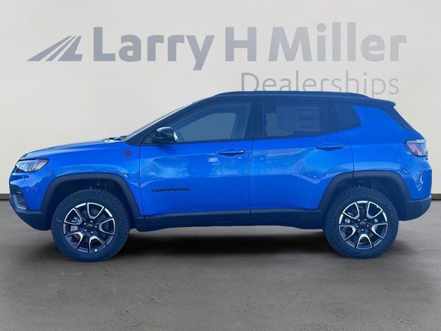 2025 Jeep Compass Trailhawk