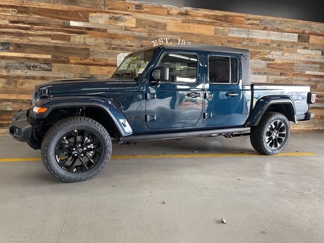 2025 Jeep Gladiator Nighthawk