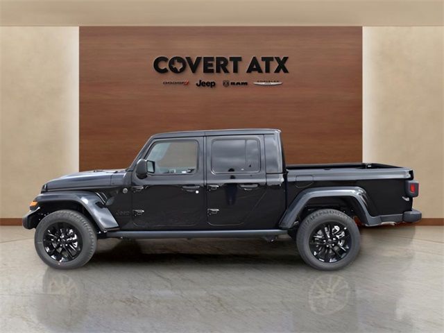 2025 Jeep Gladiator Nighthawk