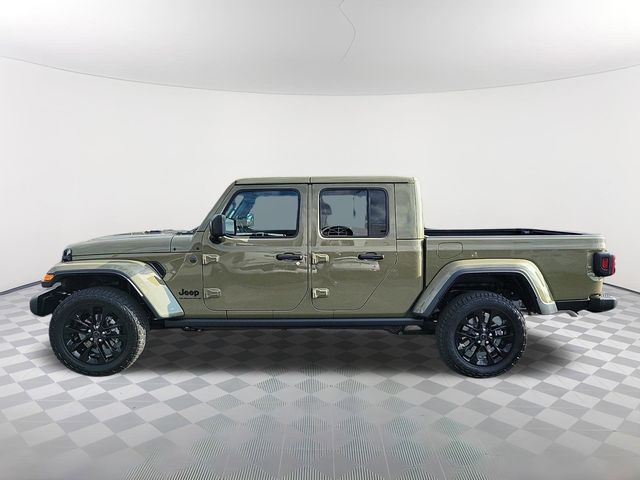 2025 Jeep Gladiator Nighthawk