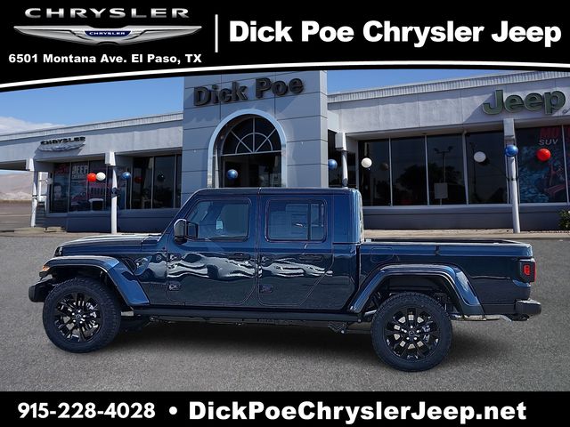 2025 Jeep Gladiator Nighthawk