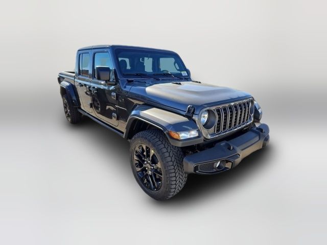 2025 Jeep Gladiator Nighthawk