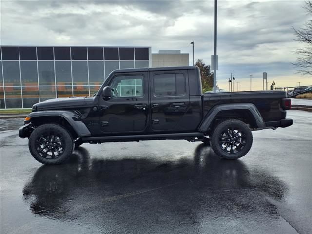2025 Jeep Gladiator Nighthawk