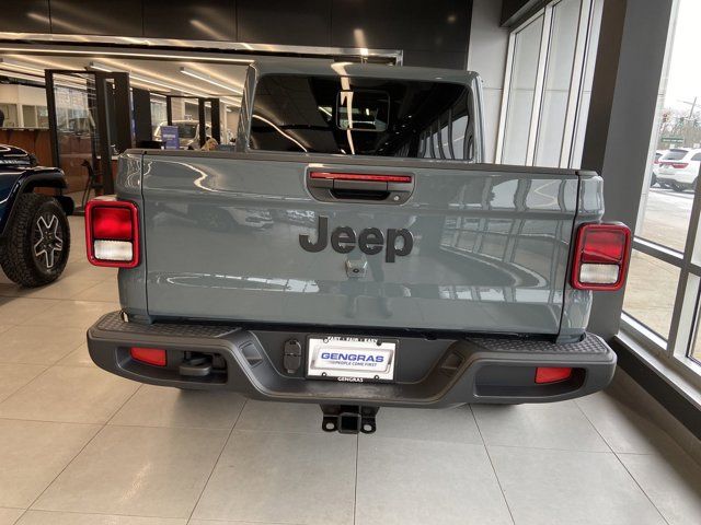 2025 Jeep Gladiator Nighthawk