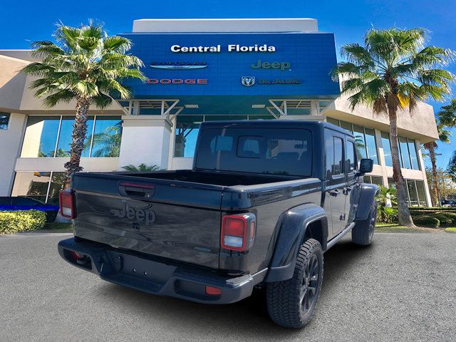 2025 Jeep Gladiator Nighthawk